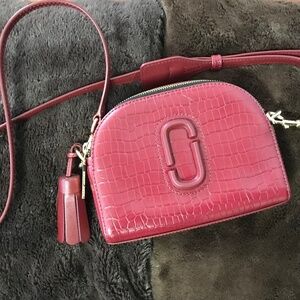 MARC JACOBS Shutter Embossed Leather Crossbody - Vachetta Red